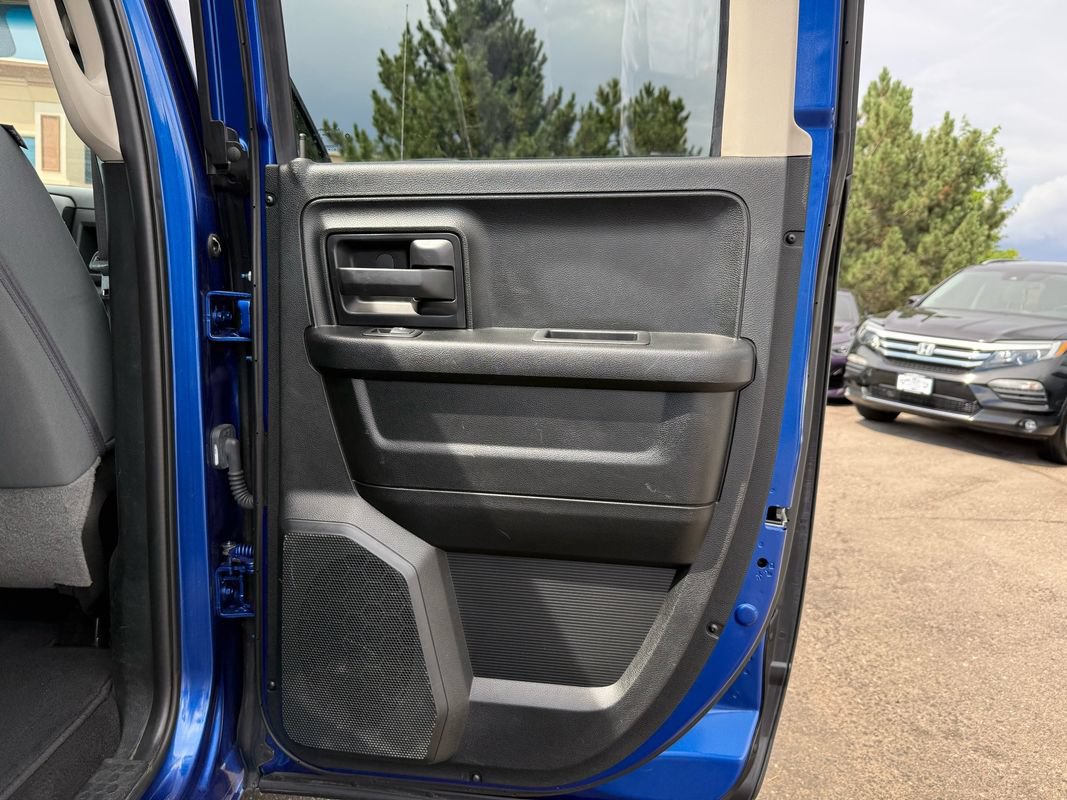 Used 2018 RAM 1500 Express w/ Express Value Package AWD/4WD image 19