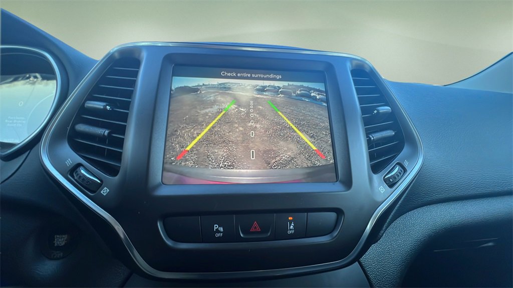 Used 2021 Jeep Cherokee Trailhawk w/ Premium Leather Package image 21