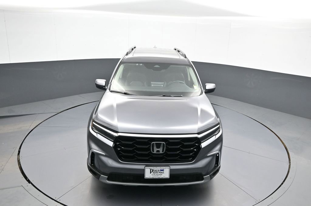 Used 2023 Honda Pilot Touring image 37