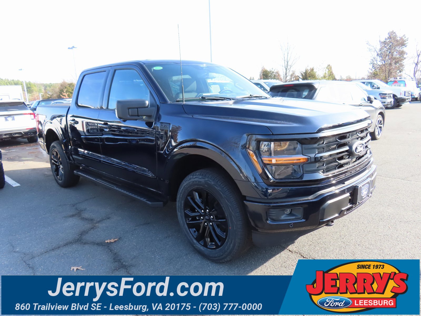 New 2025 Ford F150 XLT w/ Equipment Group 302A MID