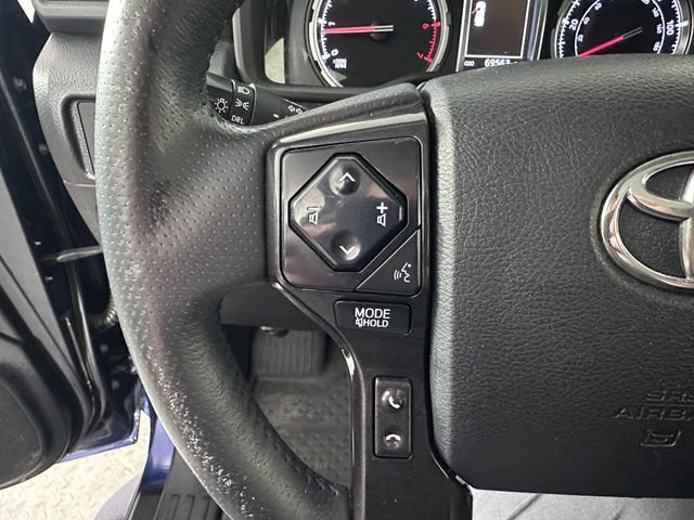 Used 2021 Toyota 4Runner Venture w/ Moonroof Package AWD/4WD image 27