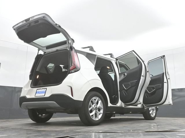 Used 2024 Kia Soul LX w/ Option Group 015 FWD image 51