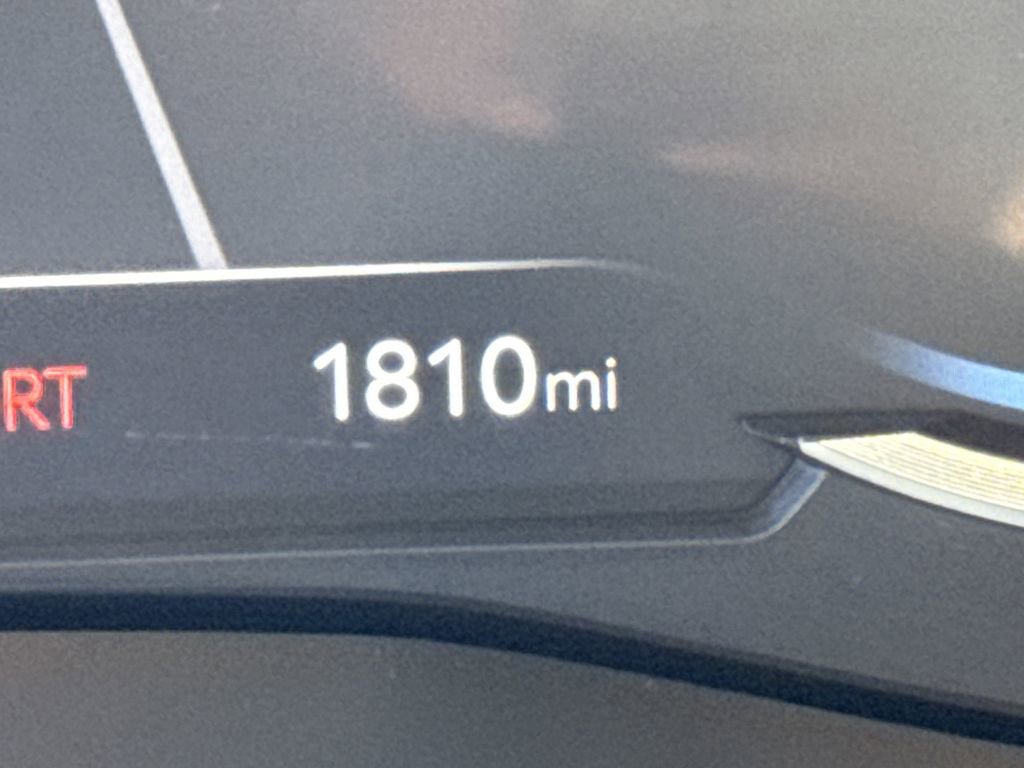 Used 2025 Genesis G70 3.3T Advanced w/ Sport Prestige Package image 27