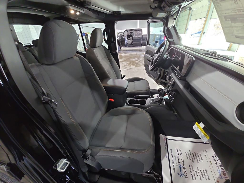 New 2026 Jeep Gladiator Sport image 28