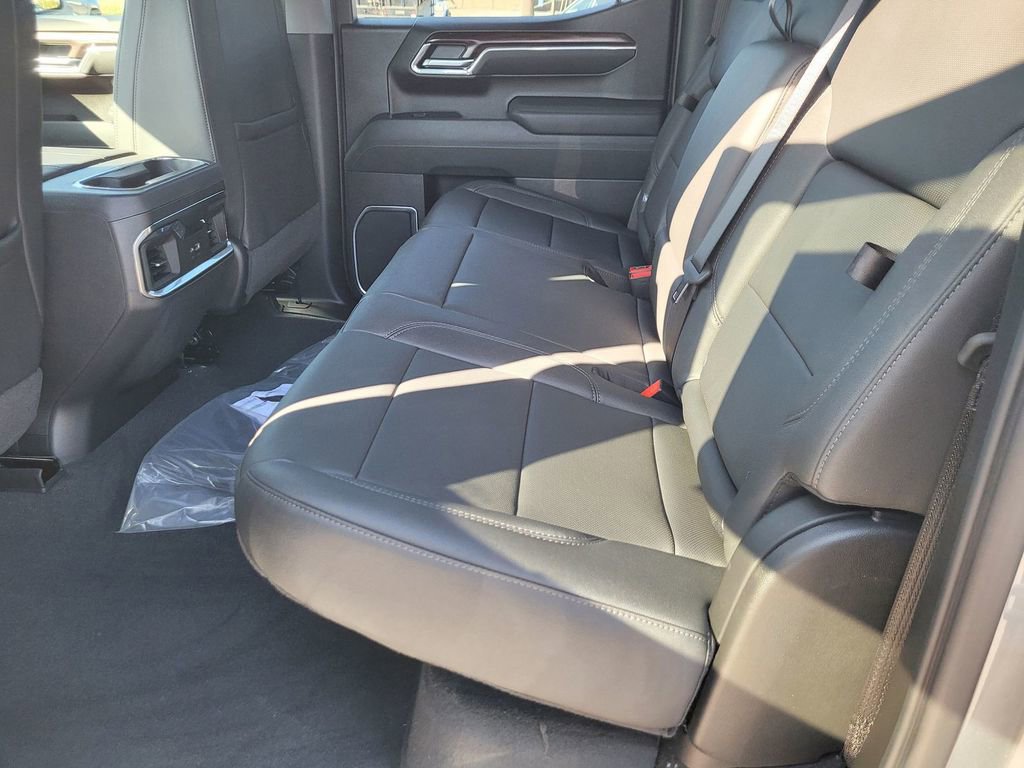 New 2026 GMC Sierra 1500 SLT AWD/4WD image 8