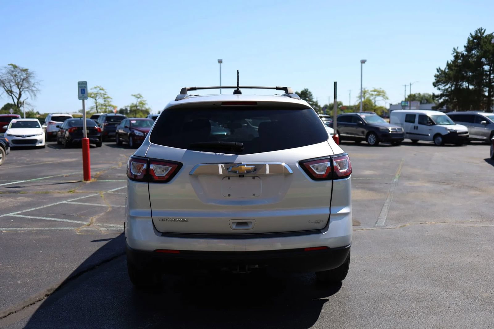 Used 2017 Chevrolet Traverse LS FWD image 6