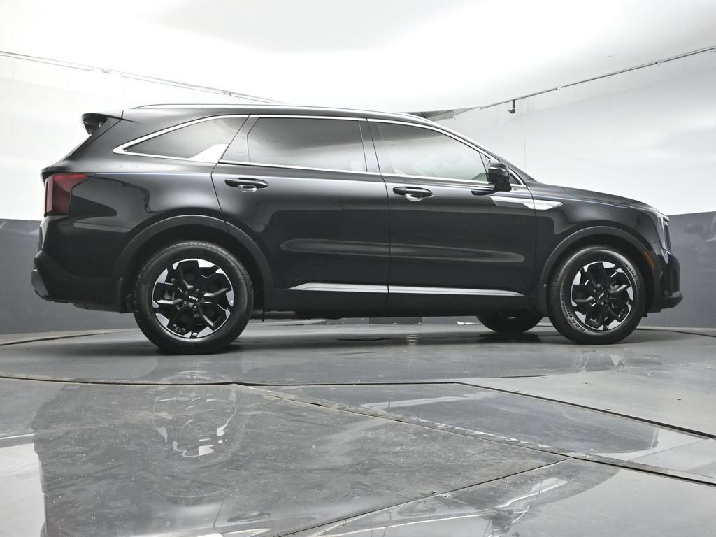 Used 2025 Kia Sorento S w/ Panoramic Sunroof Package FWD image 46