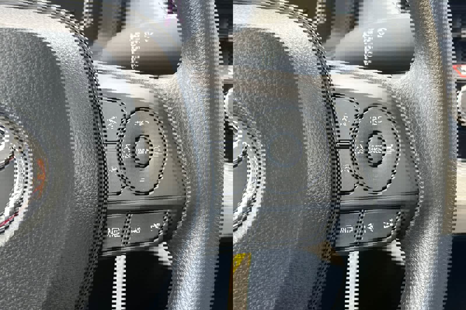 New 2026 Toyota Corolla Cross L image 25