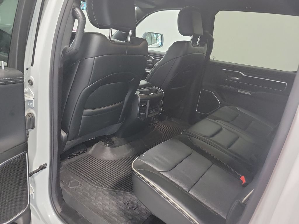 Used 2023 RAM 1500 Laramie AWD/4WD image 28