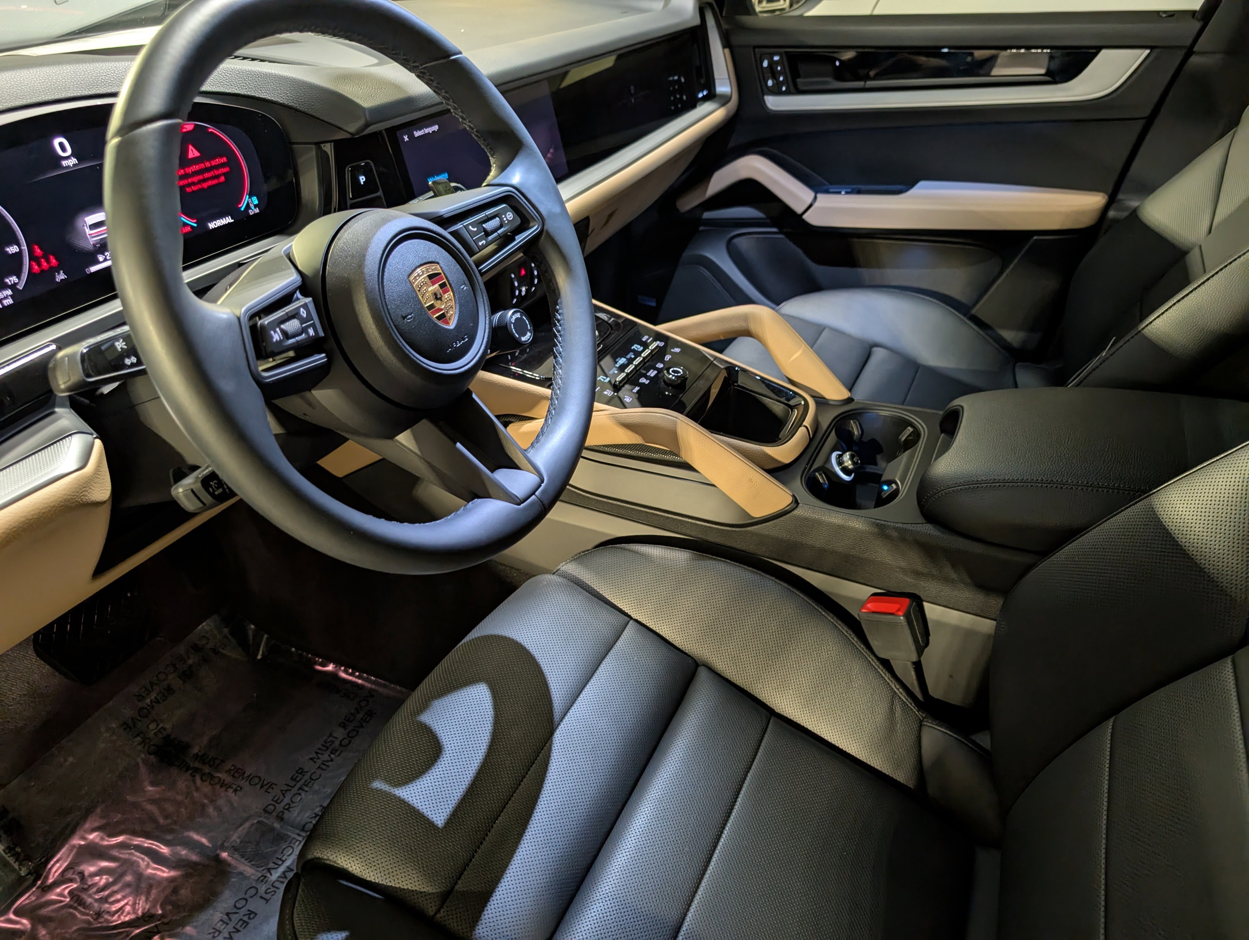 Certified 2024 Porsche Cayenne AWD/4WD image 3