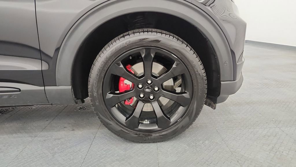 Used 2021 Ford Explorer ST w/ Equipment Group 401A image 27