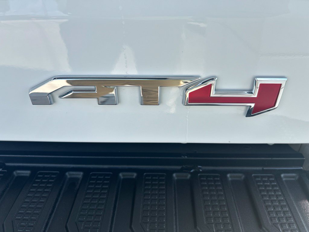 Certified 2026 GMC Sierra 1500 AT4 w/ AT4 Premium Package AWD/4WD image 31