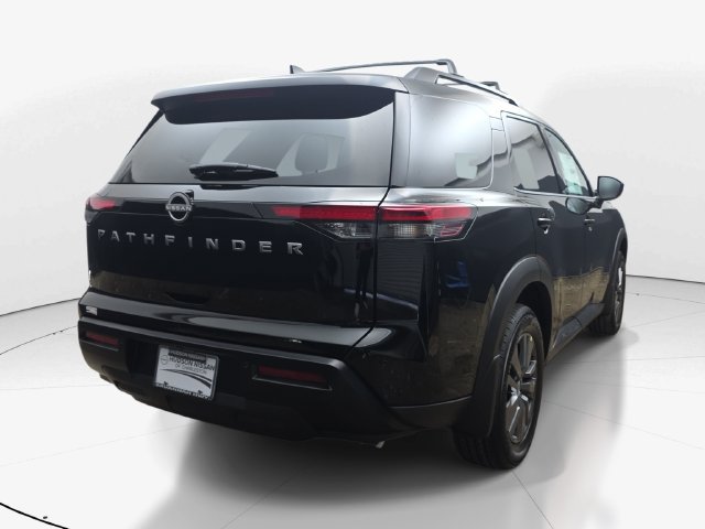 New 2026 Nissan Pathfinder SV w/ SV Premium Package FWD image 4