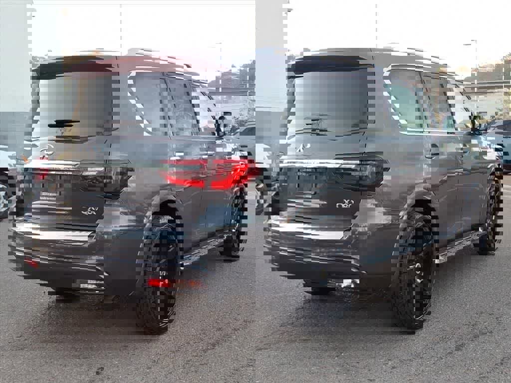 Used 2022 INFINITI QX80 Luxe w/ Cargo Package image 4