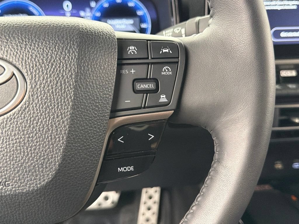 Used 2026 Toyota Camry XSE FWD image 28