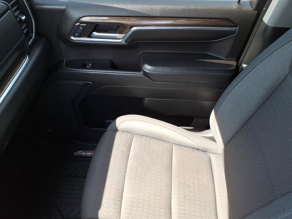 Used 2023 Chevrolet Silverado 1500 LT Trail Boss AWD/4WD image 34