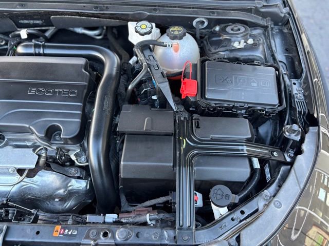 Used 2024 Chevrolet Malibu LT image 32