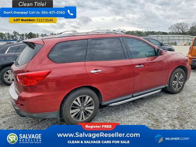 Used 2017 Nissan Pathfinder SL image 4