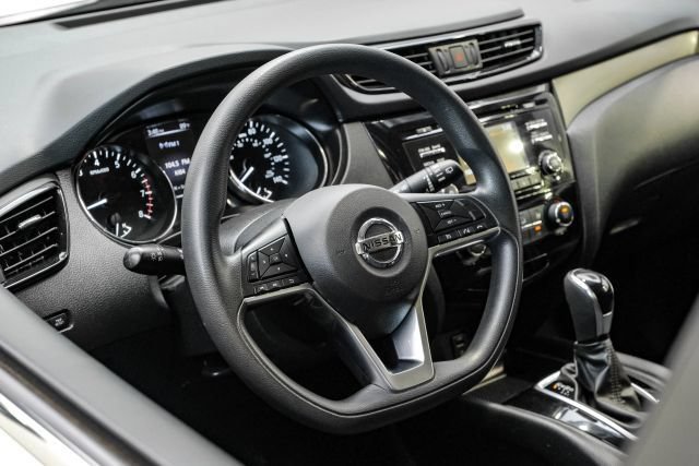 Used 2018 Nissan Rogue Sport S w/ S Appearance Package FWD image 23