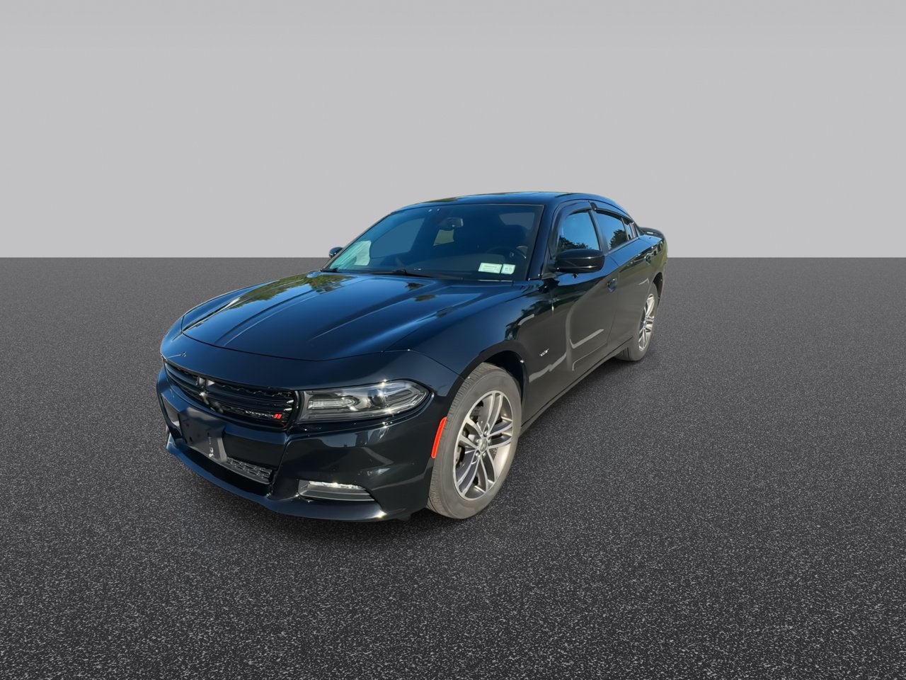 Used 2018 Dodge Charger GT AWD/4WD image 4