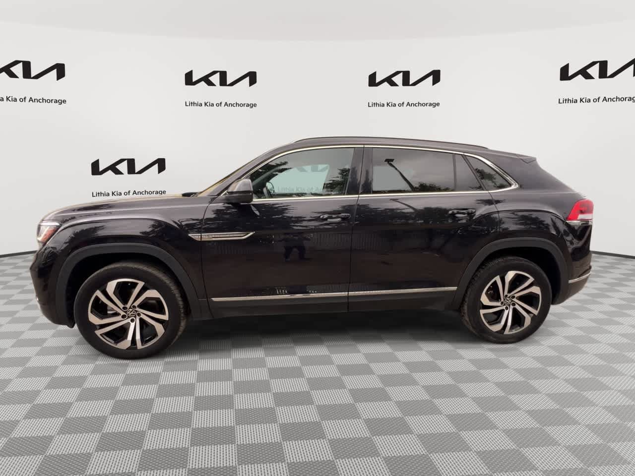 Used 2021 Volkswagen Atlas Cross Sport SEL Premium AWD/4WD image 5