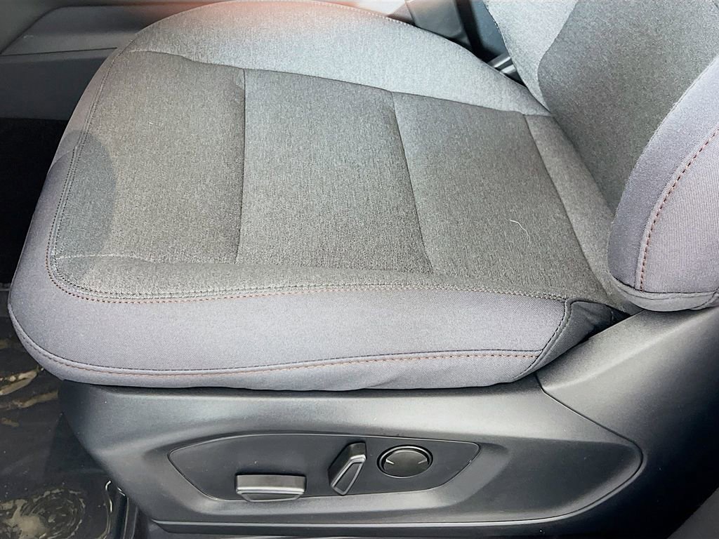 New 2026 Ford Explorer Active image 24