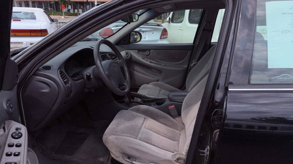 Used 2003 Oldsmobile Alero GL w/ Sun & Sound Package FWD image 7