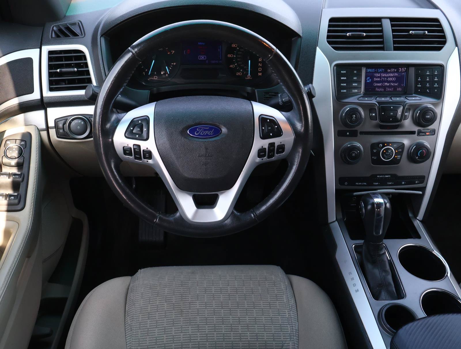 Used 2013 Ford Explorer XLT FWD image 9