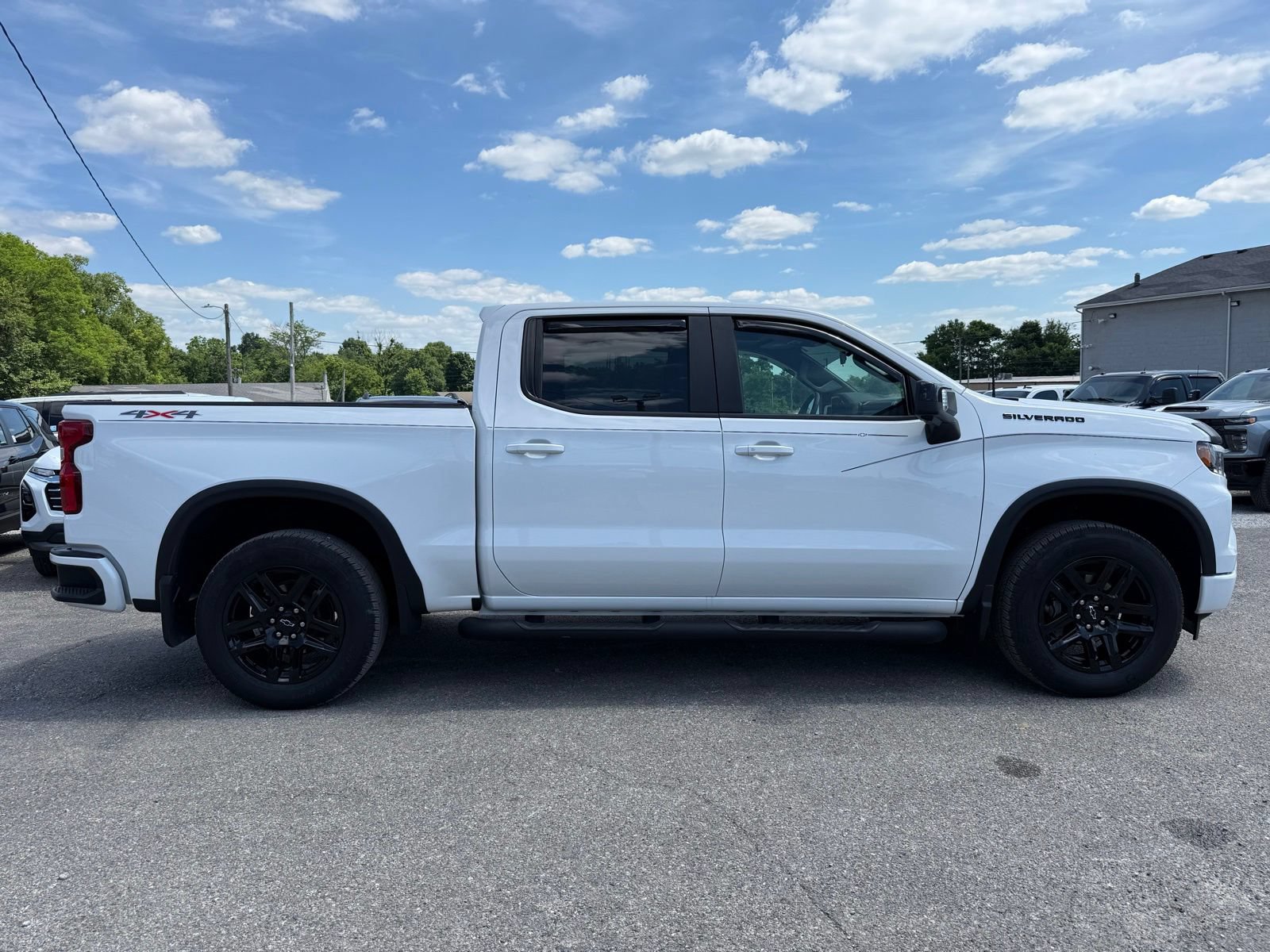 Used 2025 Chevrolet Silverado 1500 RST w/ Rally Edition AWD/4WD image 8