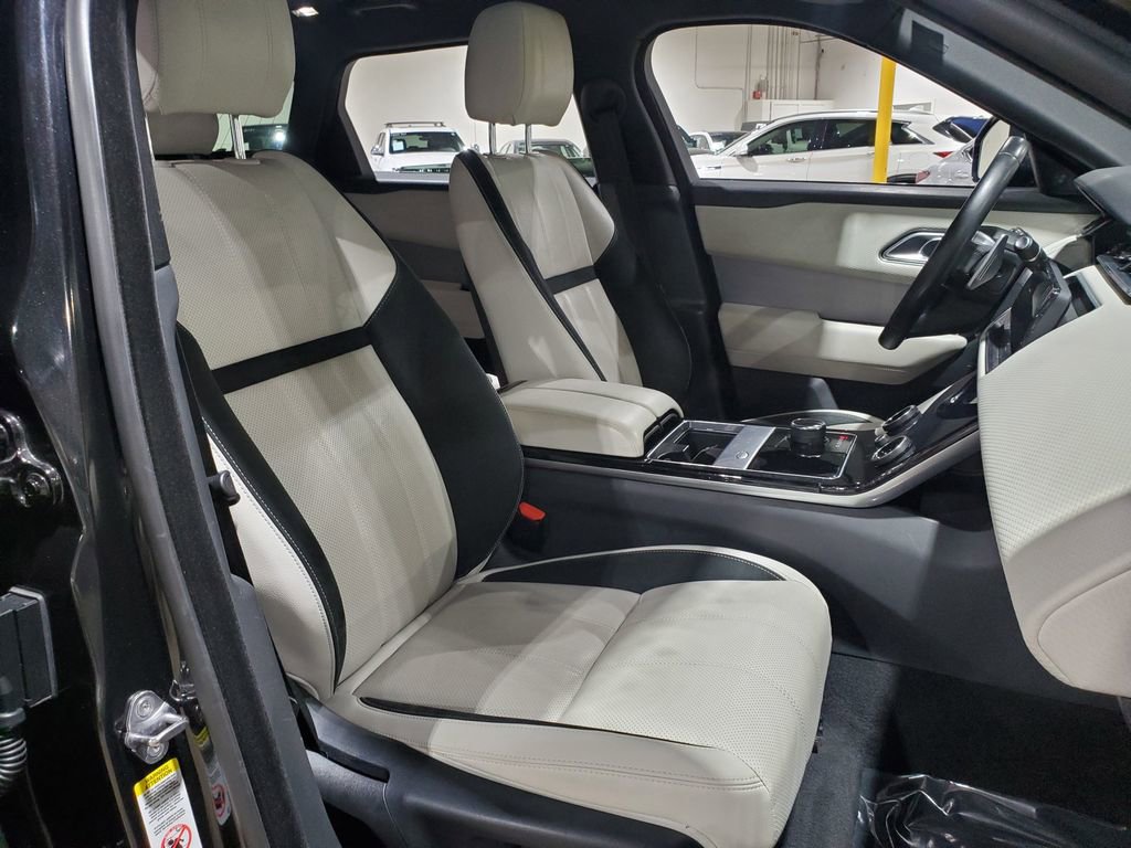 Used 2020 Land Rover Range Rover Velar R-Dynamic S image 13