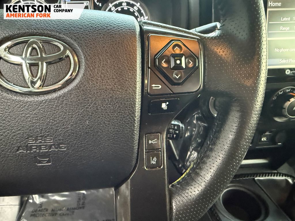 Used 2020 Toyota 4Runner TRD Off-Road image 18