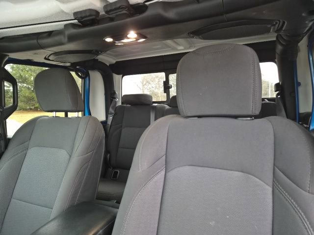 Used 2023 Jeep Gladiator Willys image 15