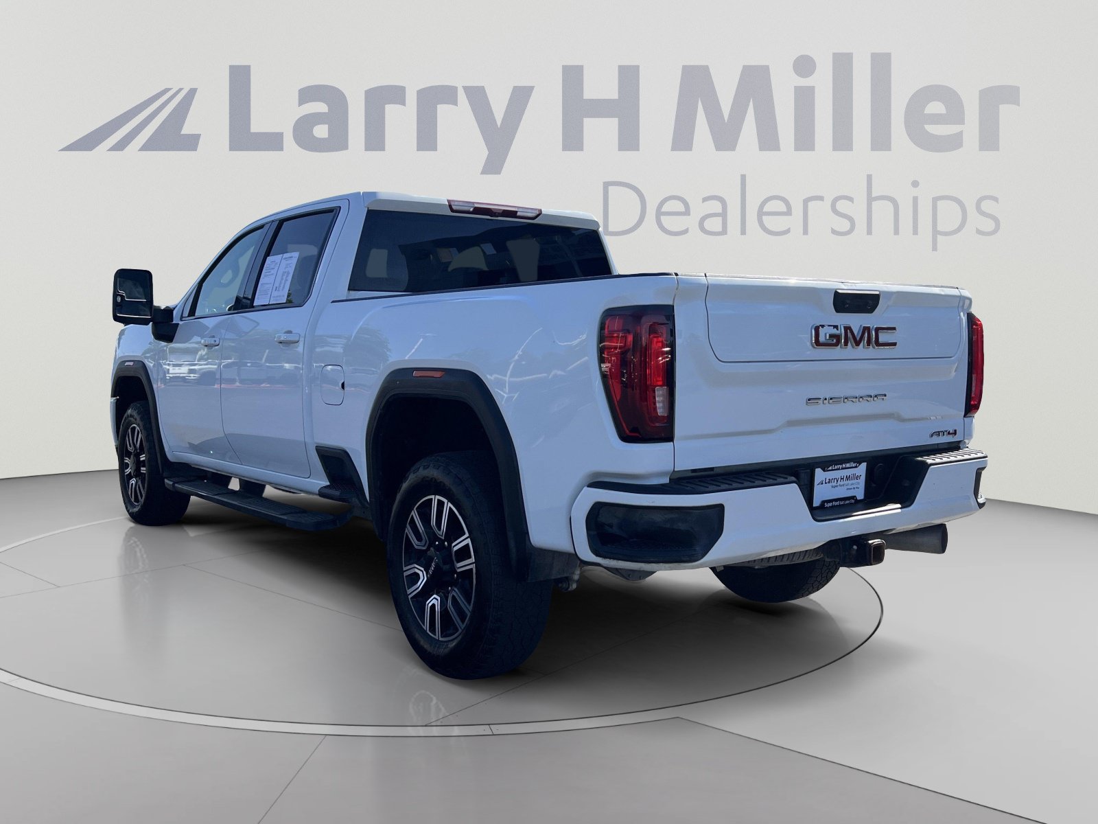 Used 2021 GMC Sierra 3500 AT4 w/ Gooseneck/5TH Wheel Package AWD/4WD image 3