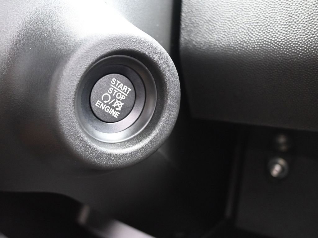 Used 2025 RAM ProMaster 1500 FWD image 25