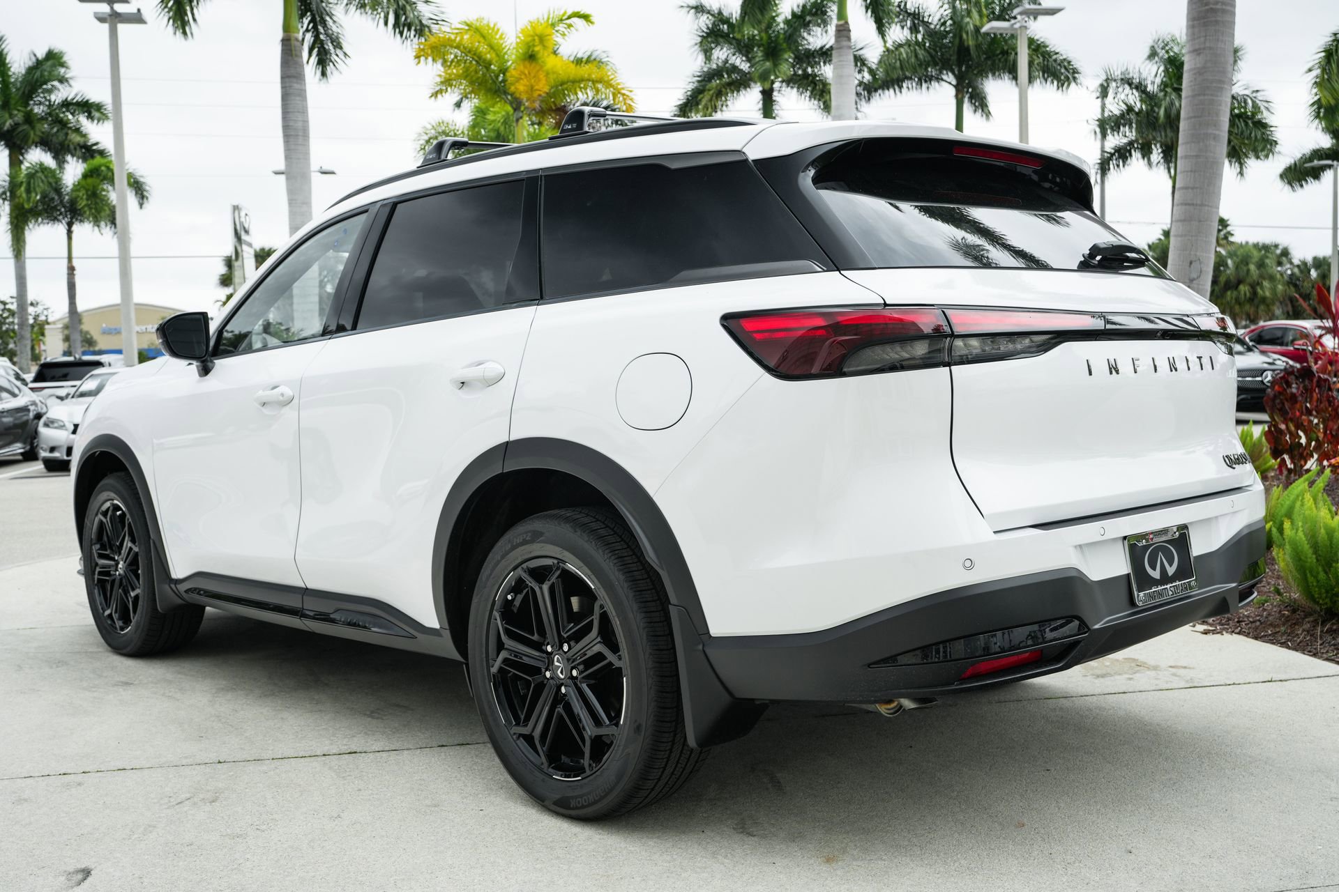 New 2026 INFINITI QX60 Sport w/ Dark Cargo Package image 20