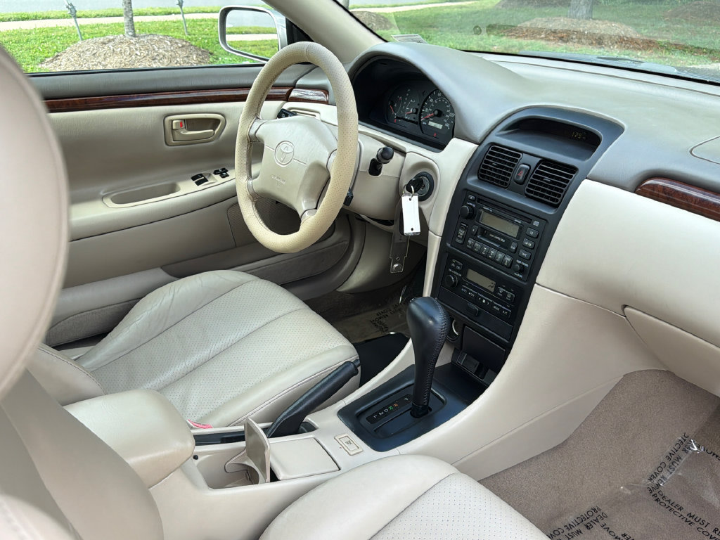 Used 1999 Toyota Solara SLE w/ Sport Pkg FWD image 8