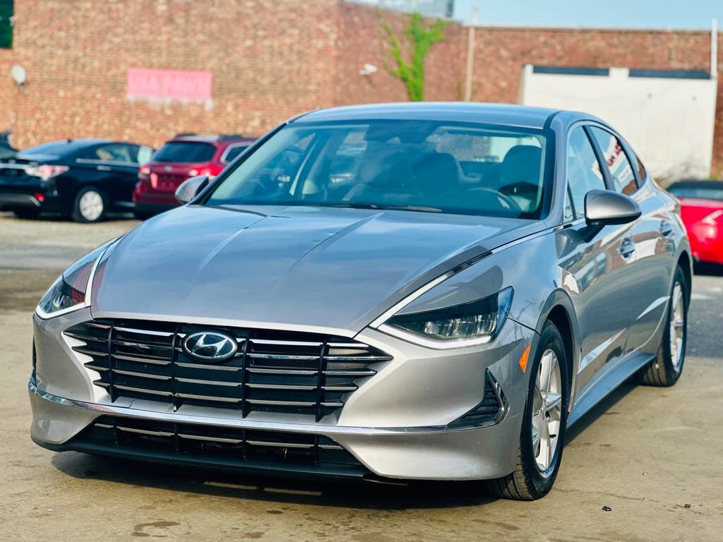 Used 2021 Hyundai Sonata SE FWD image 3