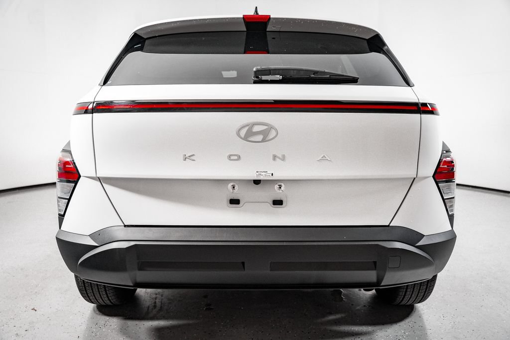 Certified 2025 Hyundai Kona SEL FWD image 8