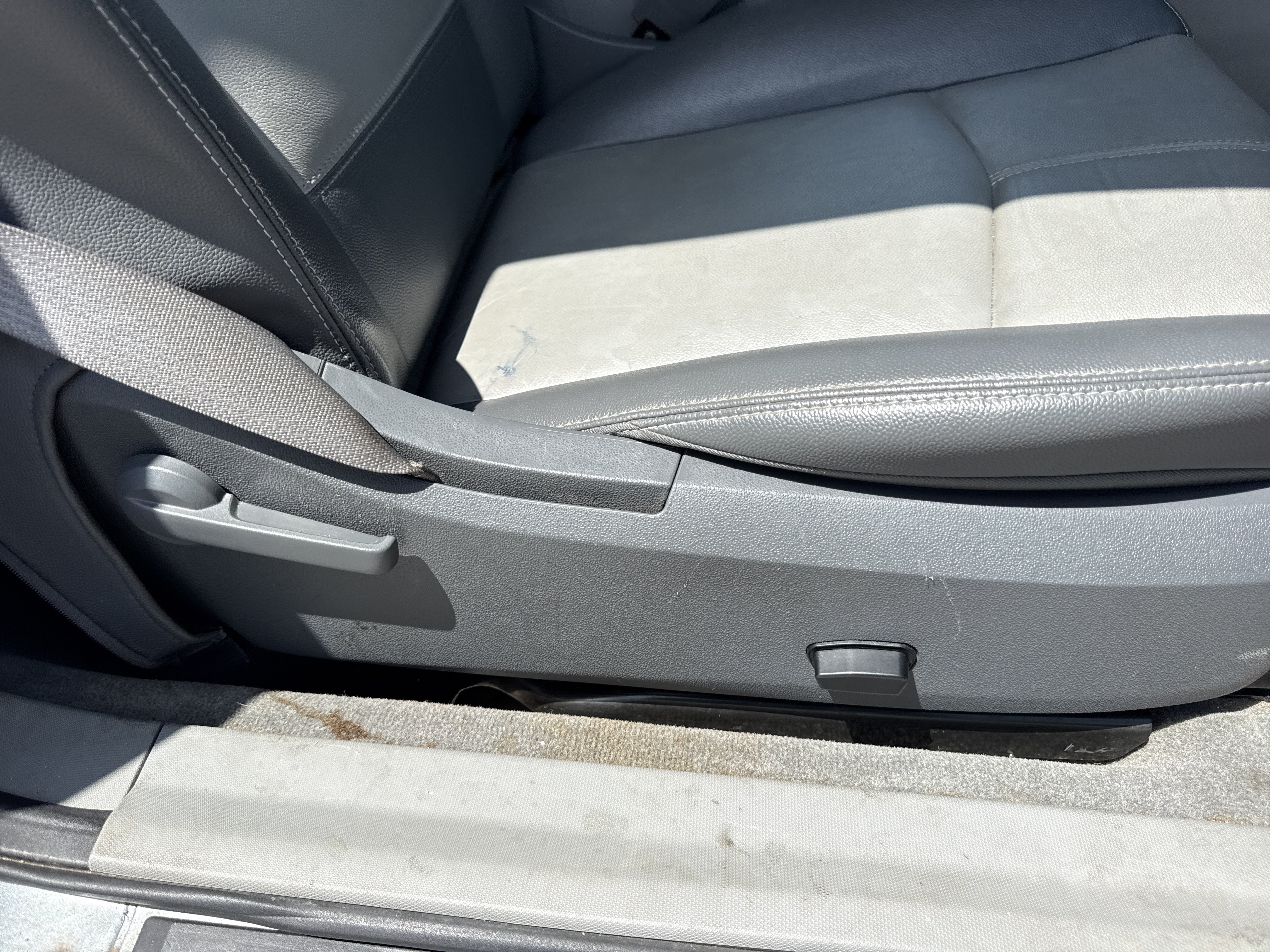 Used 2008 Chrysler Sebring Touring w/ Special Touring Group FWD image 19