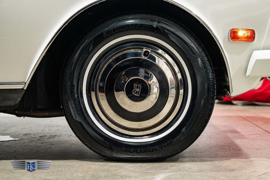 Used 1988 Rolls-Royce Corniche II RWD image 13