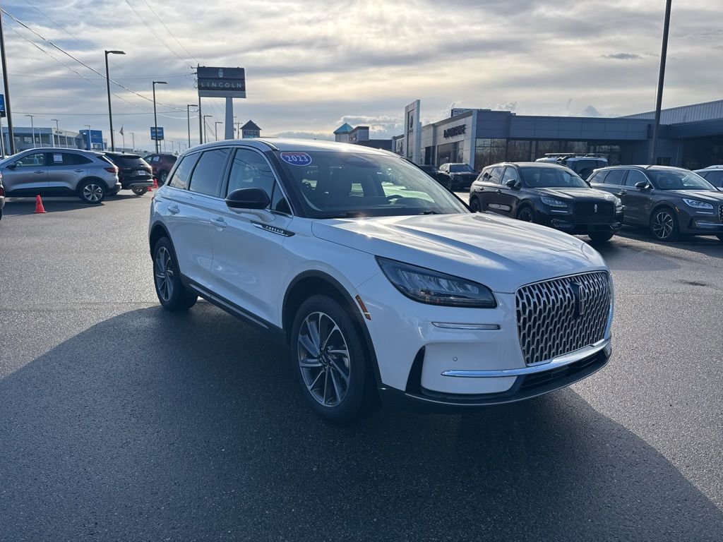 Certified 2023 Lincoln Corsair AWD w/ Equipment Group 101A image 7