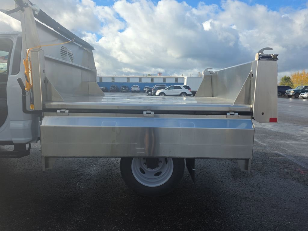 New 2025 Ford F550 4x4 Regular Cab Super Duty image 22