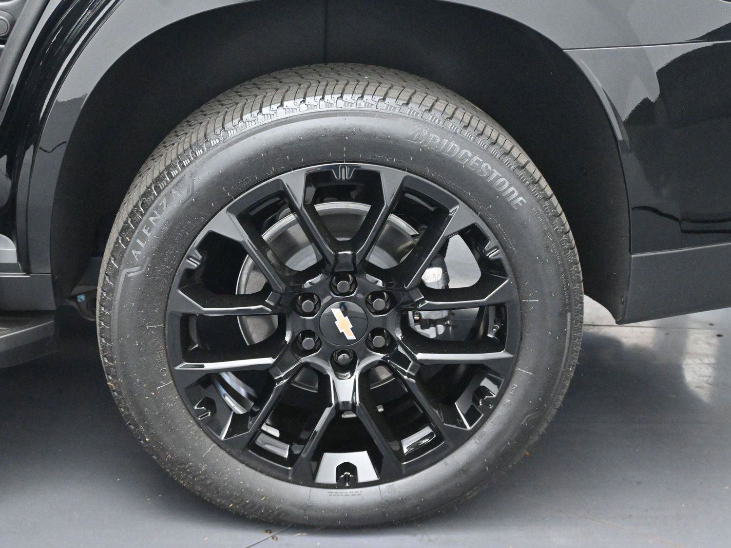 Used 2025 Chevrolet Tahoe RST w/ Advanced Technology Package image 42