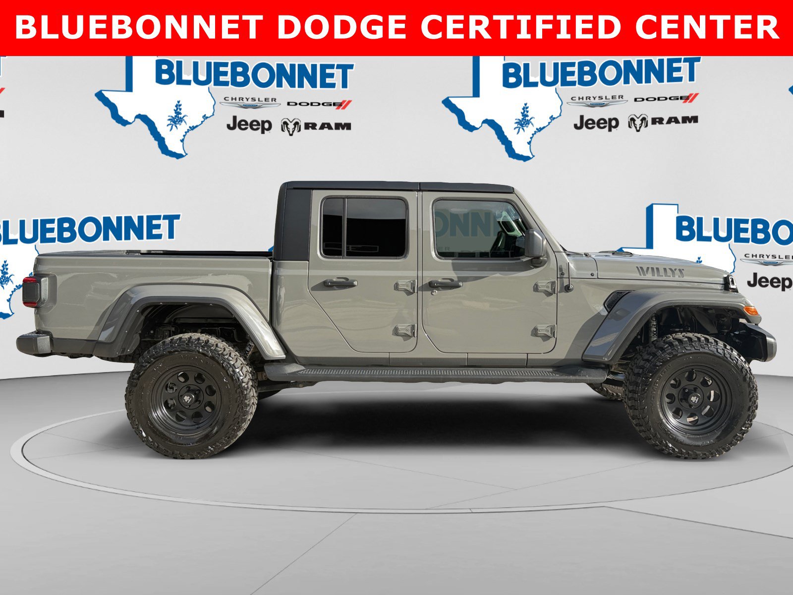 Used 2022 Jeep Gladiator Sport AWD/4WD image 4