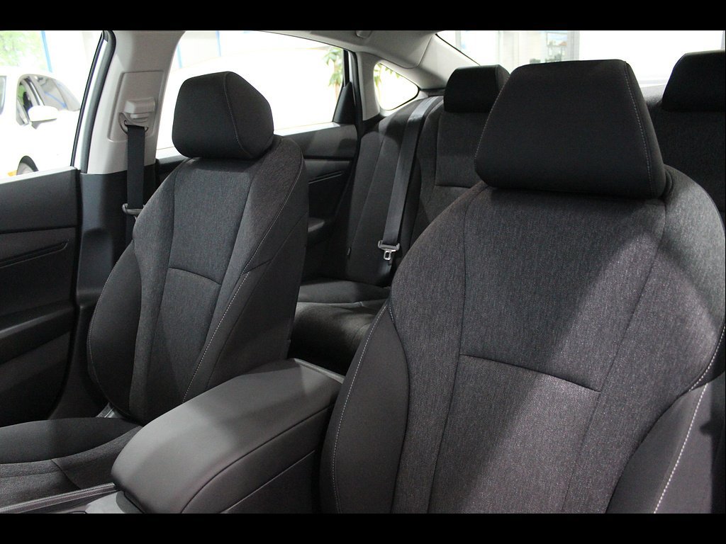Certified 2025 Honda Accord LX image 14