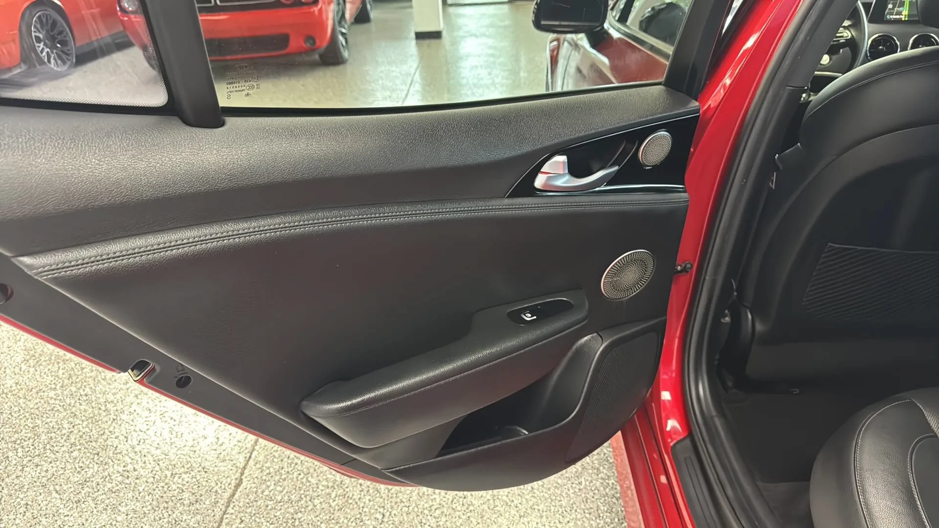 Used 2020 Kia Stinger GT-Line w/ Sun & Sound Package RWD image 26