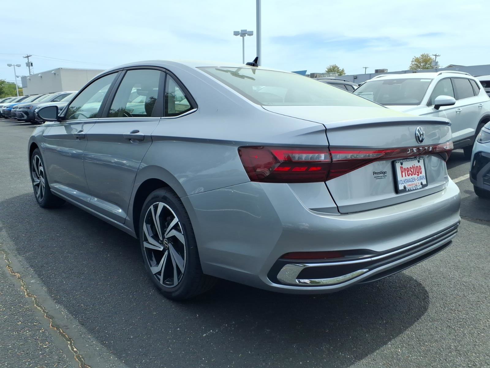 New 2026 Volkswagen Jetta SEL image 3