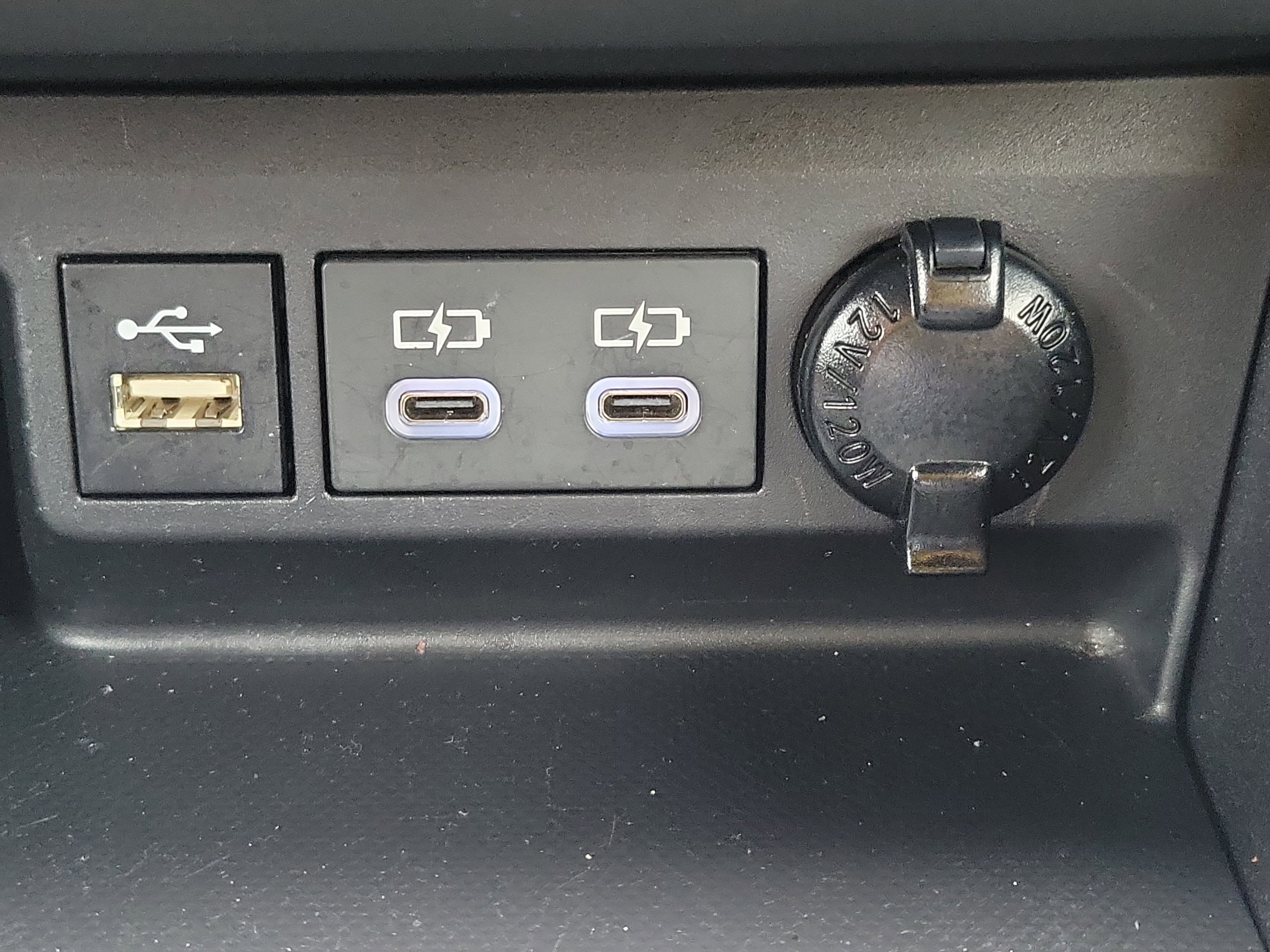 Used 2025 Toyota Highlander XSE AWD/4WD image 39
