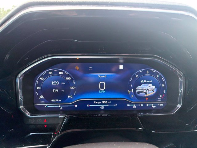 Used 2023 Chevrolet Silverado 1500 LTZ w/ LTZ Convenience Package II RWD image 13