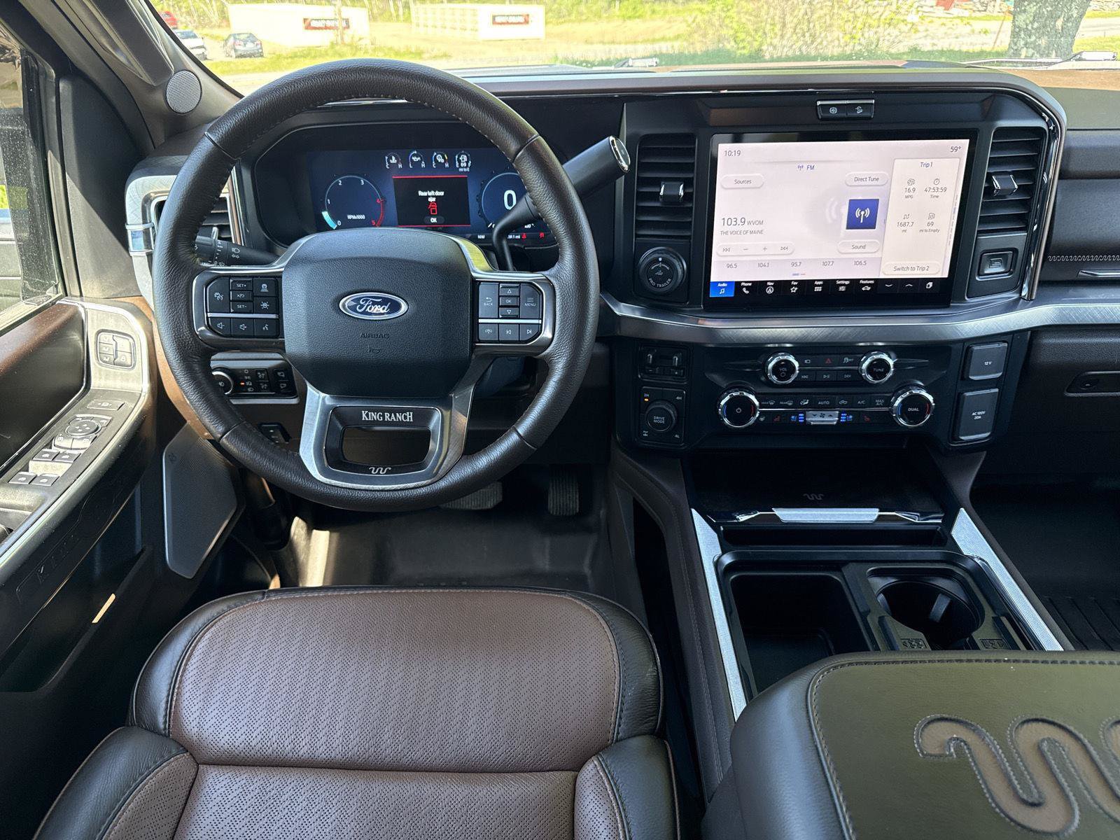 Used 2025 Ford F250 King Ranch w/ Chrome Package AWD/4WD image 18